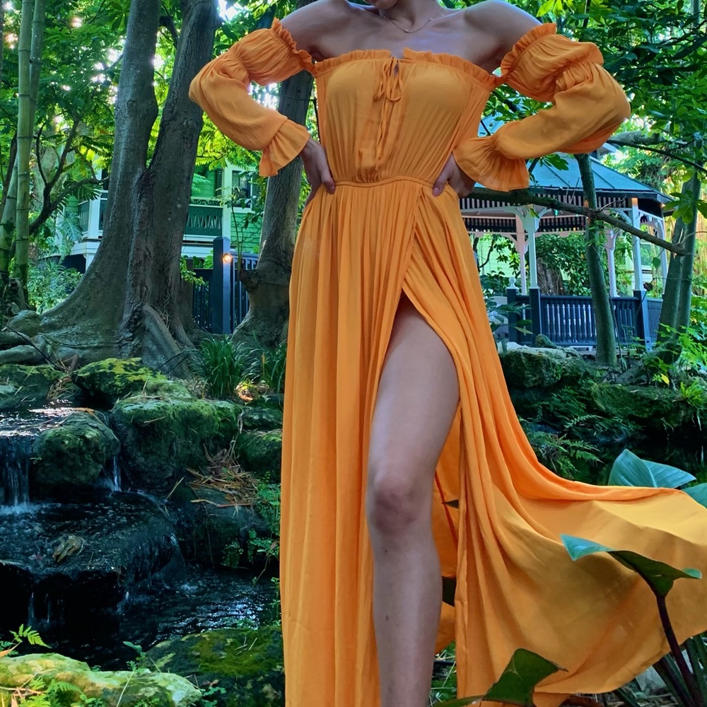 Off-Shoulder Balloon Sleeve Orange Maxi Dress